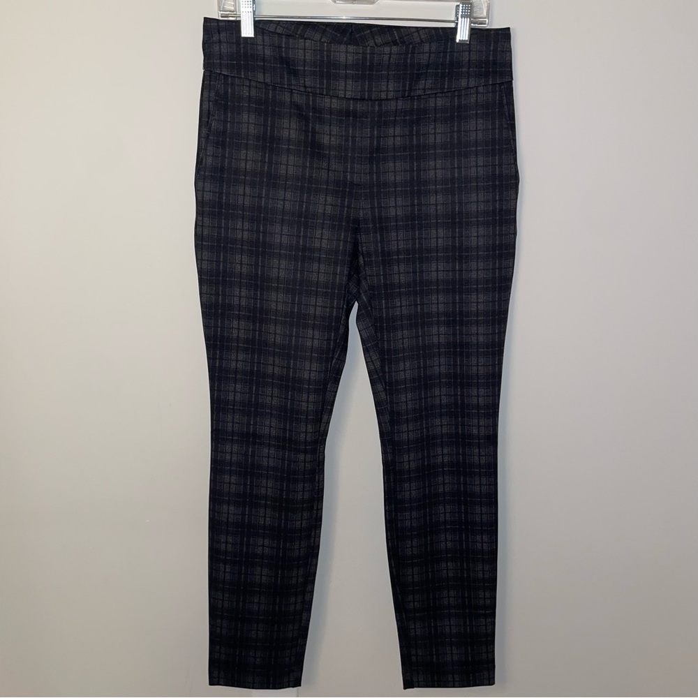 NWOT Dalia Pull-On Ponte Pant with Built-in Tummy Control Panel, Black Plaid